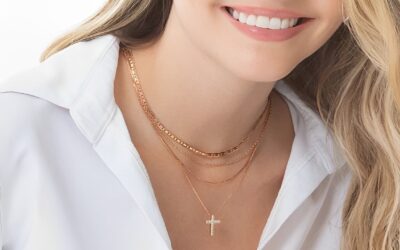 ¿Cómo elegir las cadenas de oro perfectas para mujeres?: consejos de estilo y combinación